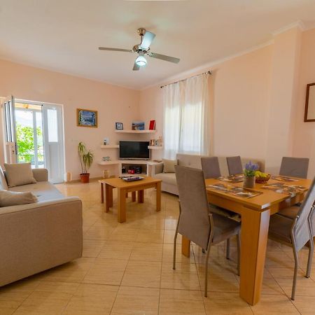 Dajana Apartments Ksamil Eksteriør billede